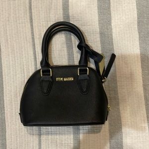 black mini steve madden bag